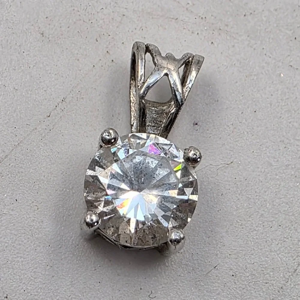 925 Sterling Silver Cubic Zirconia Round Solitaire Pendant Lattice Bail 1g